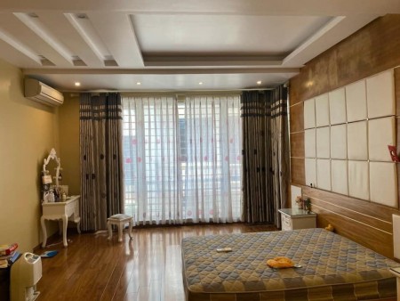Bán nhà Văn Hương, giá bán 2.7 tỷ, diện tích sử dụng 30m2, đúc kiên cố 5 tầng