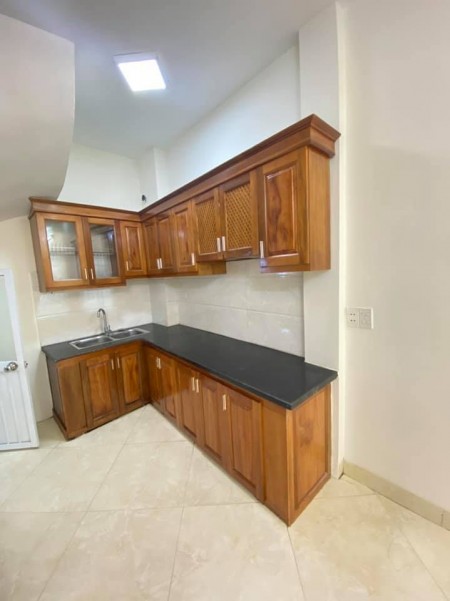 Bán nhà nguyên căn Đông Thiên, diện tích sử dụng 30m2 giá 2.35 tỷ, sổ nở hậu, chính chủ
