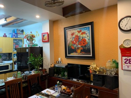 Phân lô Đặng TIến Đông, ô tô gần hồ Hoàng Cầu diện tích sử dụng 60m2 giá bán 11 tỷ
