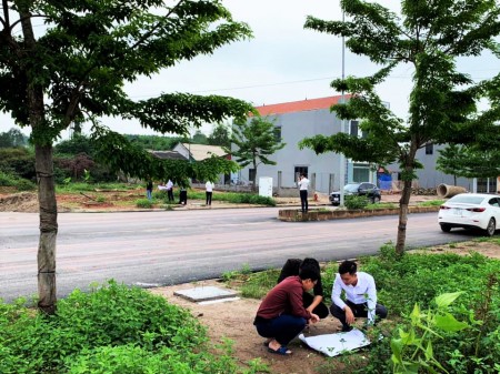 Cần bán gấp mảnh đất Ngọc Thụy Quận Long Biên diện tích sử dụng 150m2 mt 8m, giá 10 tỷ