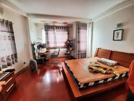 Bán nhà Xuân Đỉnh xe máy tránh nhau, diện tích sử dụng 40m2, giá bán 2,7 tỷ sổ sẵn