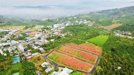 Cần bán gấp lô 2 mặt tiền sát QL20 ngay trung tâm sổ riêng từng nền, cọc xong công chứng ngay