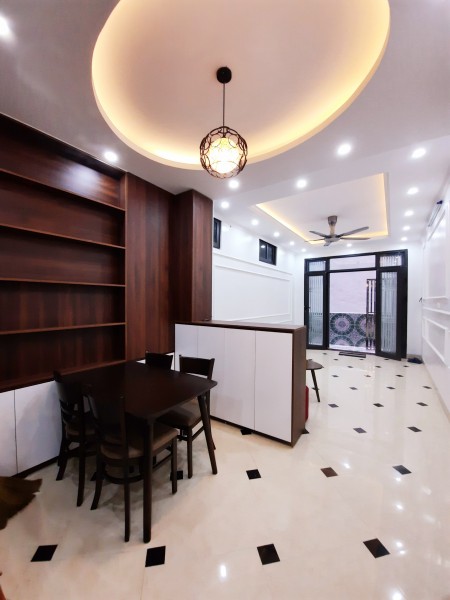 Nhà ngõ 260 Phố Chợ Khâm Thiên, Đống Đa, 47m2, 5T mới, sân cổng riêng 4,05 tỷ