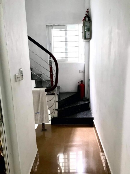 Bán nhà phố Thái Hà, Lô góc, 20m ra phố, 4 tầng mới đẹp giá bán chỉ 3.8 tỷ, lh 0942467688