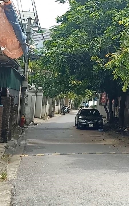 Đi đến slide 4