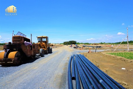 Phương Lee đang có 5căn nhà Long An GÍA TỐT 3 tầng, ngang 5m trở lên, view sông .Click vào xem ngay