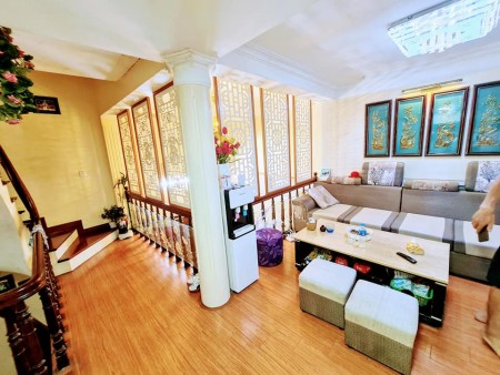 Chính chủ cần bán nhà Quốc Tử Giám, Đống Đa. diện tích sử dụng 50m2 giá 3.95 tỷ