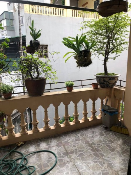 Bán nhà gần mặt phố Đội Cấn Quận Ba Đình, diện tích sử dụng 42m2, 4 tầng giá 5 tỷ