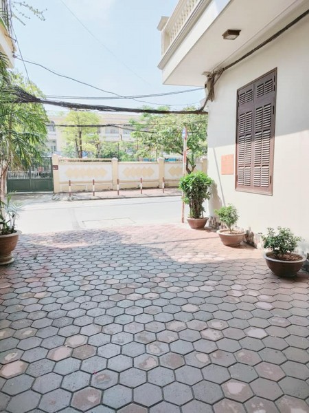 Siêu phẩm Bùi Xương Trạch Quận Thanh Xuân diện tích 40m2 5 tầng giá bán 5.4 tỷ