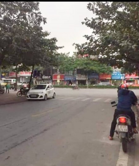 Mặt phố Ngô Gia Khảm, kinh doanh, cho thuê, đầu tư, 113m2, 16.8 tỷ.