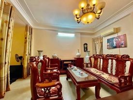 Bán nhà nguyên căn Nguyễn Sơn, mới xây sổ đỏ nở hậu, diện tích 45m2 giá bán 3.3 tỷ