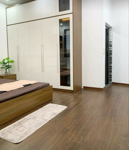 Bán nhà ở ngay phố Trần Cung, diện tích sử dụng 48m2, mặt tiền 4.5m, giá nhỉnh 4 tỷ