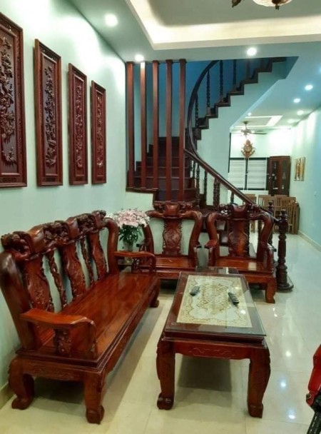 Bán nhà Hoàng Văn Thái, ô tô đỗ cửa, kinh doanh đỉnh, gần trường, gần chợ, giá tốt đầu tư