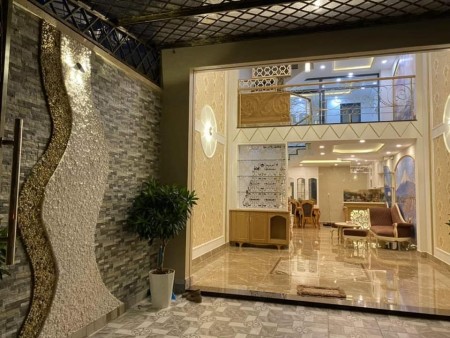 Nhà 5 tầng thiết kế sang trọng Hoàng Gia 3 bước ra Nguyễn Văn Lượng, Gò Vấp, giá 9.5 tỷ
