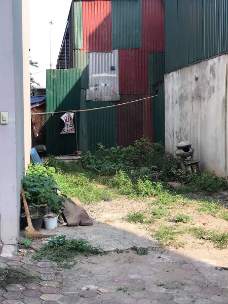 Bán nhanh mảnh đất Dương Xá, Gia Lâm 66m2 giá đầu tư có 20tr/m2. LH 0983253436