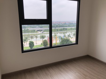 Bán cắt lỗ mùa dịch căn góc 2 phòng ngủ 2 wc giá chỉ còn 1.9 tỷ, sang tên sổ ngay, cc Vinhomes