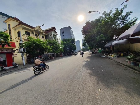 Chính chủ bán nhà mặt phố Doãn Kế Thiện 90mx9T trên 20 ty 0969040000