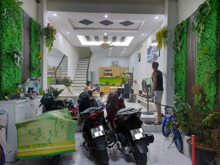 Chính chủ cần cho thuê nhà nguyên căn trung tâm Quận Đống Đa, diện tích sử dụng 52m2