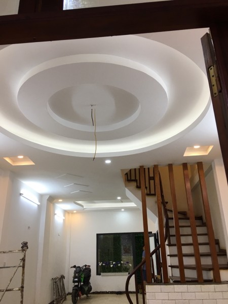Bán nhà ngõ 117 Nguyễn Sơn 30m2 5 tầng nhà mới nội thất xịn giá 3 tỷ nhỉnh.