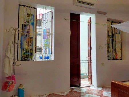 CÓ 102 tặng điều hòa tủ lạnh nhà đẹp ở ngay, ô tô Hoa Lâm Long Biên, dt 91m2, giá nhỉnh 5 tỷ
