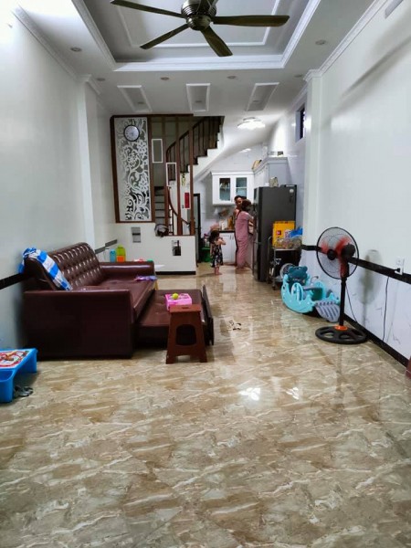 Cần bán nhà Mỹ Đình chính chủ diện tích 40m2 nhà mới đẹp tiện ích đầy đủ xem là mê