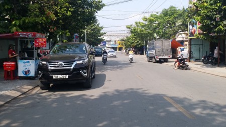 Đất Nền QL51 Đối Diện Cây Xăng Vina.Gía Rẻ, sổ sẵn. Phước Tân. Biên Hòa