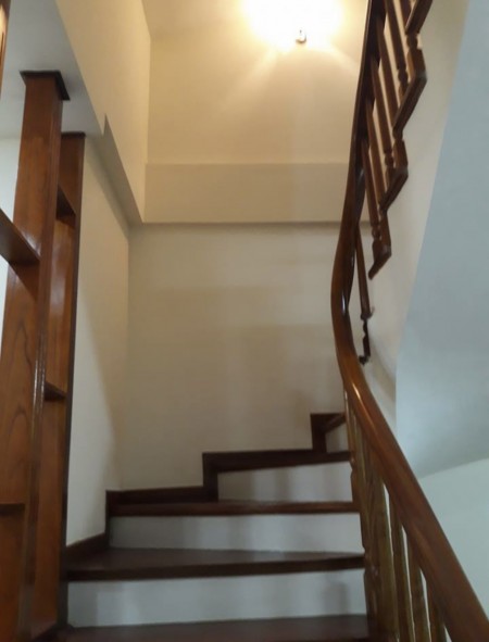 Chủ cần bán nhà Mỹ Đình, oto tránh, kinh doanh sầm uất, 40m2, 5tỷ nhỉnhMô tả: