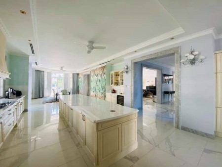 Chính chủ cần bán nhà Quận 1 trung tâm giá 95 tỷ, giá tẽ nhất 250 triệu/m2, Nở Hậu