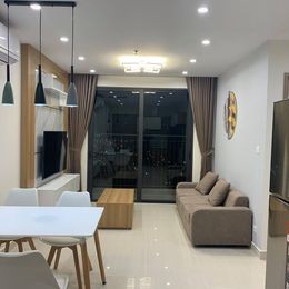 Cần bán căn 2 phòng ngủ, gía bán 2,23 tỷ Vinhomes Smart City liên hệ 0358725098