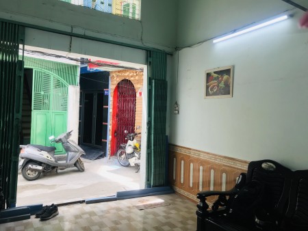 Bán nhà trung tâm thành phố Nha Trang gần chợ Đầm và Biển ( chính chủ ), lh 0927000008