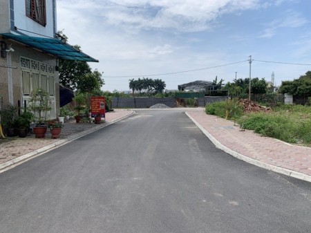 Cần bán lô đất tại khu đấu giá Làng Cam, Cổ Bi, Lô góc siêu đẹp, diện tích sử dụng 82m2