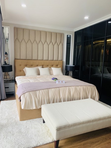 Bán gấp căn 2 phòng ngủ Udic Westlake, view Hồ Tây, ban công Đông Nam, giá 3 tỷ 5xx