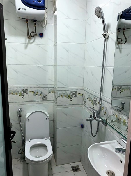 Bán nhà Minh Khai Quận Hai Bà Trưng, dt 40m2, 5 tầng, giá 5x tỷ, gần phố ngõ ô tô, tiện kd