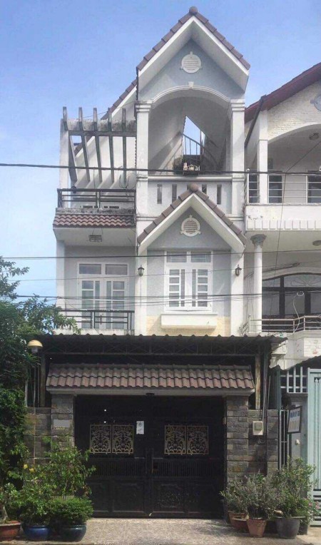 Bán nhà đường Nguyễn Duy Trinh, phường Phú Hữu, Quận 9, thành phố Thủ Đức