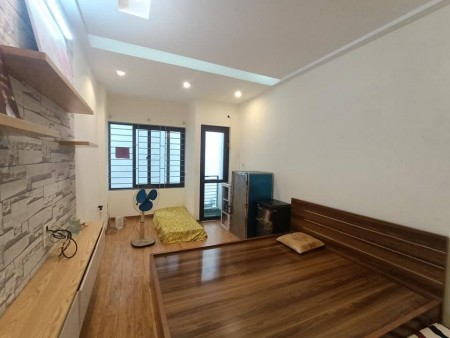 Bán gấp nhà Giáp Nhị Hoàng Mai nhà đẹp ở ngay diện tích 40m2 đúc 4 tầng, giá 2 tỷ 9