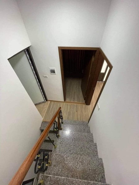 Nhà mới đẹp, ngõ thông, kinh doanh nhỏ, 10m Ô tô tránh, Trung tâm Đống Đa, chỉ 4,25 tỷ