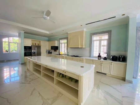 Bán nhà Quận 1 Nguyễn Cư Trinh giá 37,5 tỷ, không quy hoạch, căn duy nhất bán, nở hậu