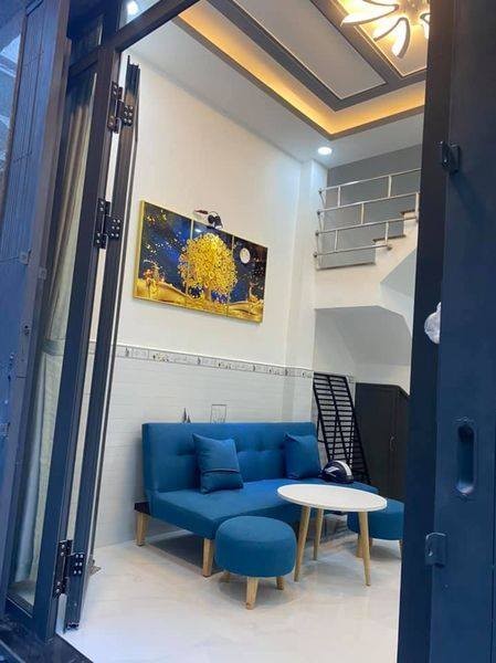 Nhà đẹp nguyên căn đúc kiên cố Quận 8, diện tích rộng giá rẻ chỉ 4 tỷ liên hệ 0909194247