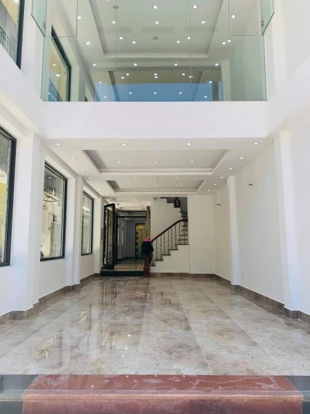 Siêu phẩm nhà đẹp phố Vương Thừa Vũ, dtsd 60m2, 5 tầng, thang máy, giá bán 10.8 tỷ