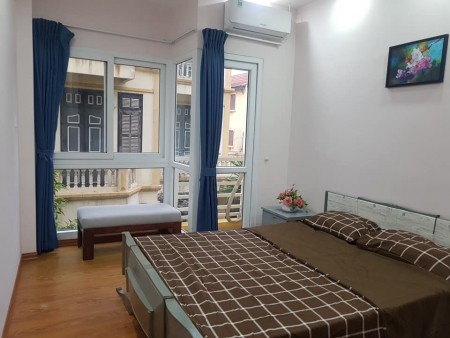 Bán nhà nguyên căn 2 tầng Ngọc Thuỵ Quận Long Biên, diện tích 32m2 giá chào 2.35tỷ