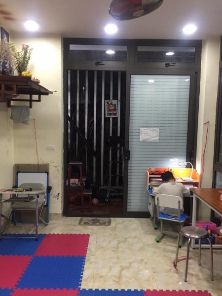 Bán nhà trung tâm Quận Hà Đông độc nhất lô góc diện tích rộng, giá bán 3.15 tỷ, sổ sẵn