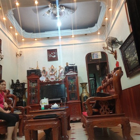 Bán nhà phố Hoàng Như Tiếp, mặt ngõ ô tô thông, diện tích sử dụng 76m2, giá bán 6.2 tỷ