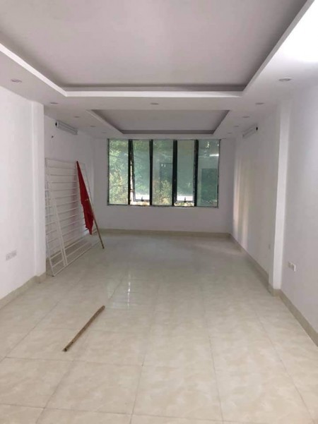 Bán nhà mặt phố Khương ĐÌnh Quận Thanh Xuân, kinh doanh sầm uất vỉa hè rộng rãi