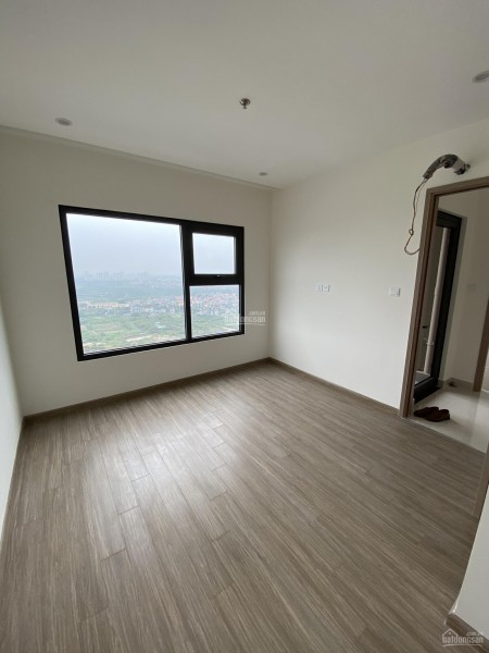 Bán gấp cắt lỗ căn hộ 2 phòng ngủ, 2 wc giá chỉ 1.8 tỷ, sang tên sổ đỏ tại Vinhomes Ocean Park