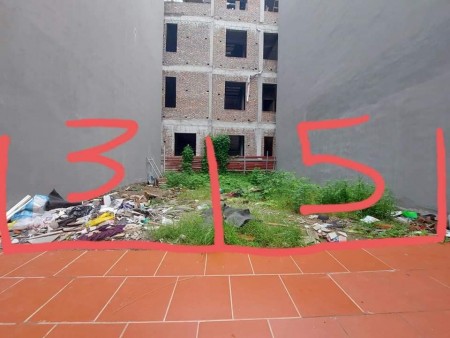 Bán đất dẹp Quận Long Biên chân Mipec ô tô đỗ cổng diện tích 40m2, giá bán 1.9 tỷ