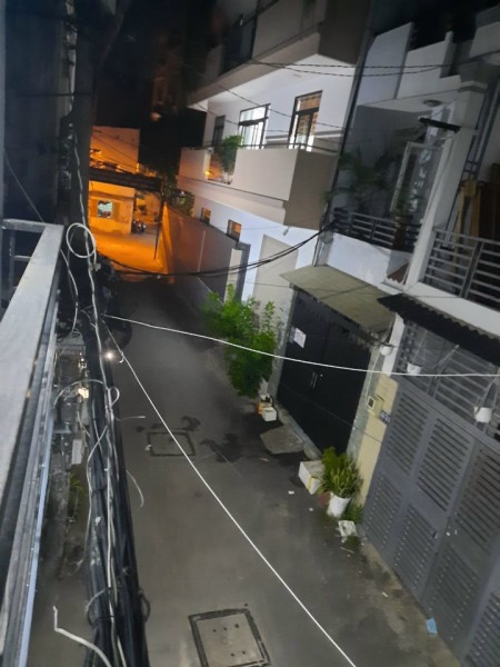 Nhà lô góc hẻm xe hơi khu dân cư đường số 5, Quận Gò Vấp, dtsd 33m2, 2 tầng chỉ 3.25 tỷ