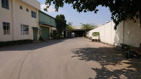 Cho thuê kho xưởng diện tích 4700m2 đầy đủ pháp lý giá rẻ tại Thuận An, Bình Dương