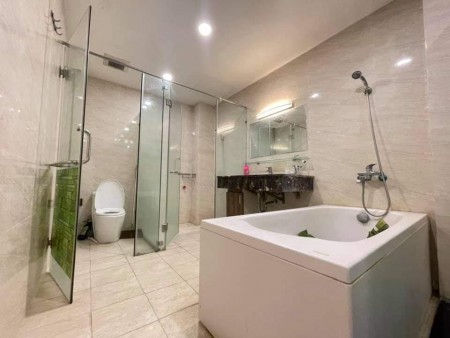 Bán nhà khu phân lô dân trí cao, ô tô đỗ cửa, phố Thái Hà, diện tích 45m2, giá bán nhỉnh 8 tỷ
