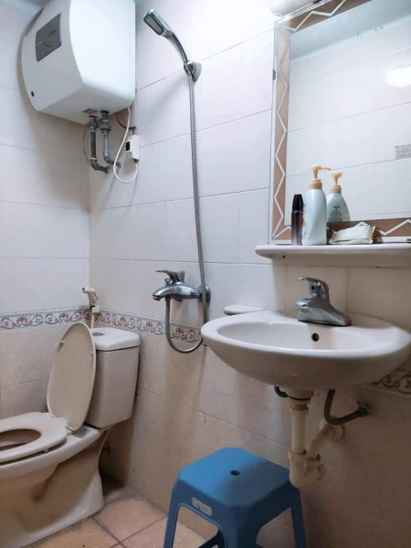 Bán nhà chính chủ Khương Trung 57m2 giá 5.4 tỷ mua 1 được 2 vừa ở vừa cho thuê.