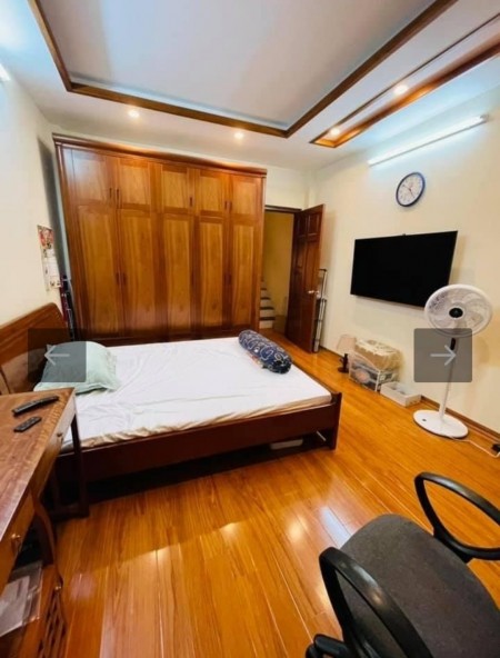 Bán Nhà Trương Định, 30m2, 5 tầng, giá 3.45 tỷ nhà đẹp full nội thất vào ở ngay sổ đỏ chính chủ